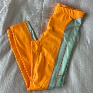 Fabletics Motion365+ High-Waisted 7/8 Legging